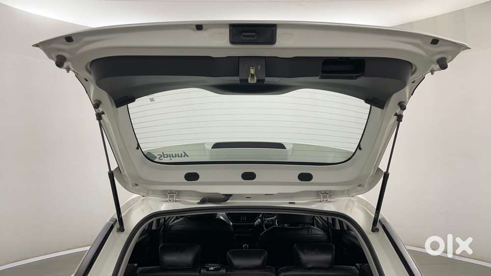 Maruti Suzuki Fronx Delta Plus 1.2l Ags, 2024, Petrol