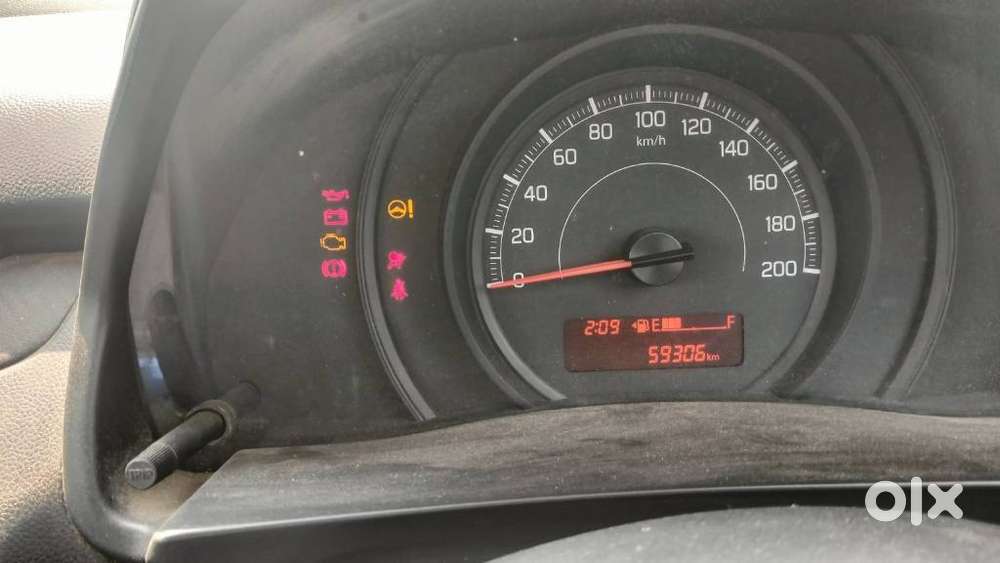 Maruti Suzuki Swift Vvt Lxi, 2022, Petrol