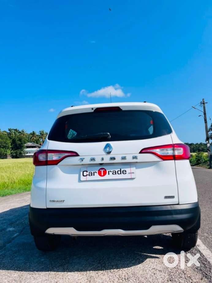 Renault Triber Rxz, 2021, Petrol