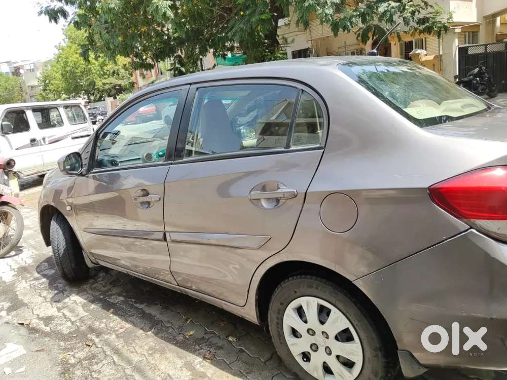 Honda Amaze Petrol