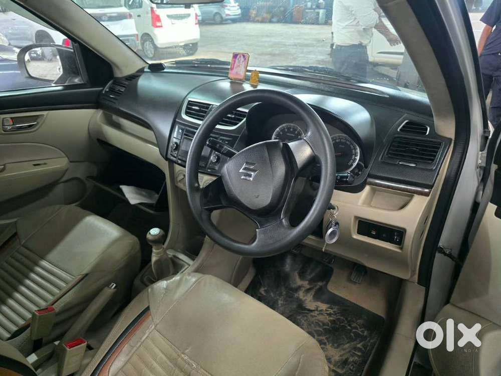 Maruti Suzuki Dzire 1.2 Vxi, 2016
