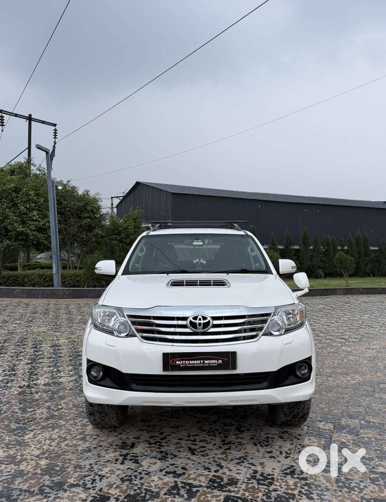 Toyota Fortuner 4x4 At, 2015, Diesel