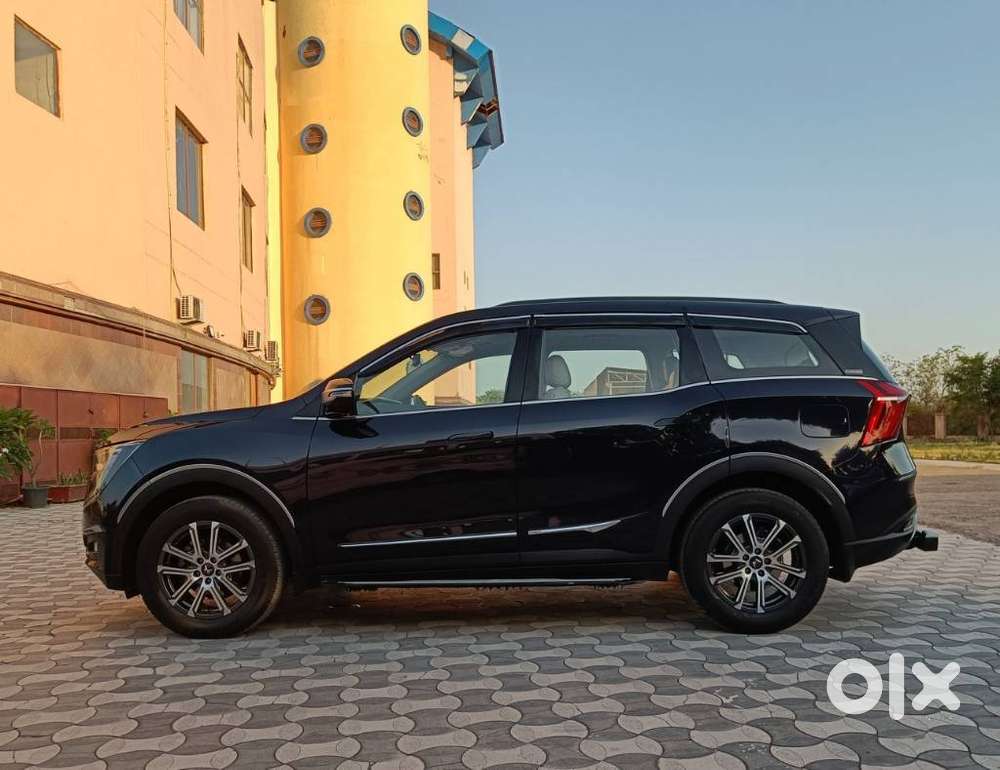 Mahindra Xuv700 2.0 Ax 7 Petrol At Luxury Pack Str, 2023, Petrol