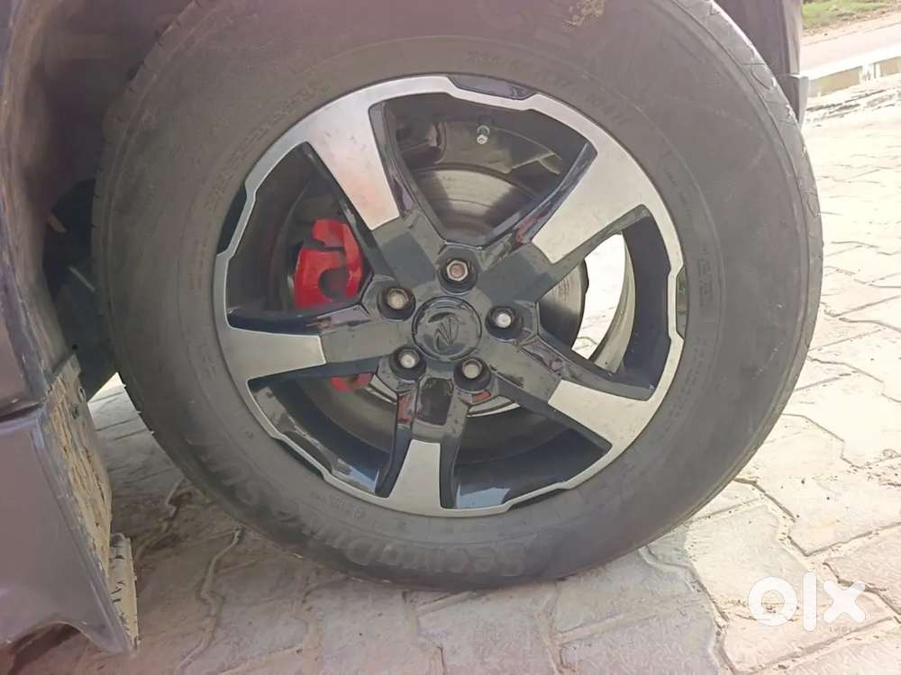 Mahindra Scorpio S6 Plus 2017 Diesel Manual