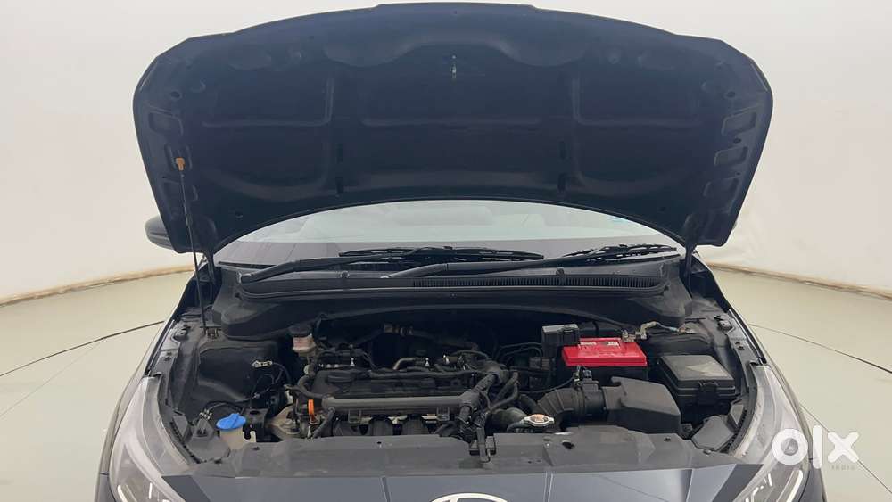 Hyundai New I20 1.2 Asta (o) Ivt, 2024, Petrol