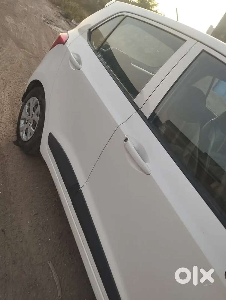 Hyundai Grand I10 2015 Cng & Hybrids Good Condition