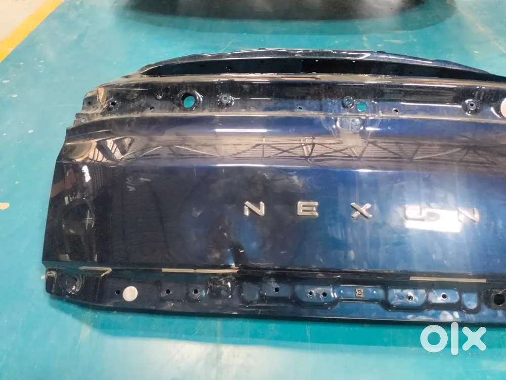 3000/- Only Selling Old Minor Dent Car Dickey Nexon Pure+ S