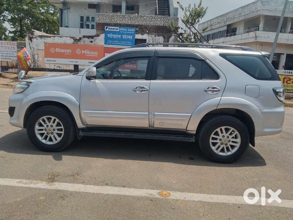 Toyota Fortuner 3.0 4x2 Mt, 2014, Diesel