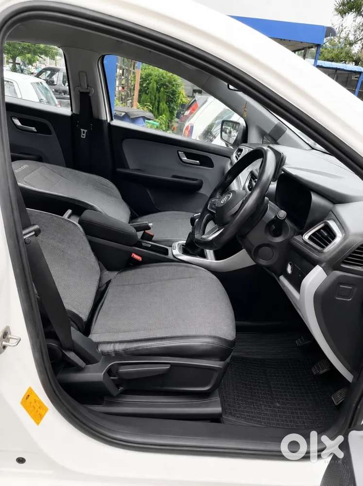 Tata Altroz Xz, 2020, Petrol
