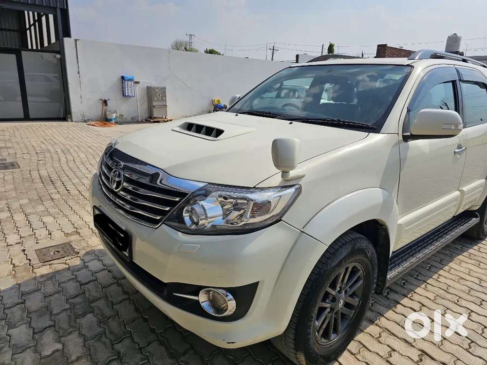 Toyota Fortuner 2016 Diesel 195000 Km Driven All Service Record