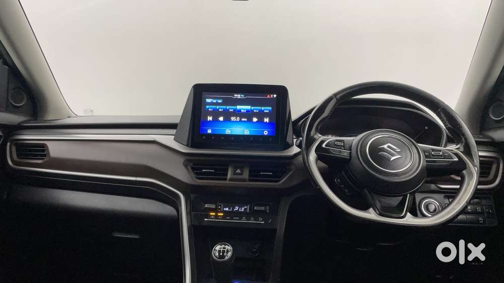 Maruti Suzuki Vitara Brezza 1.5 Zxi Plus At Dual Tone, 2022, Petrol