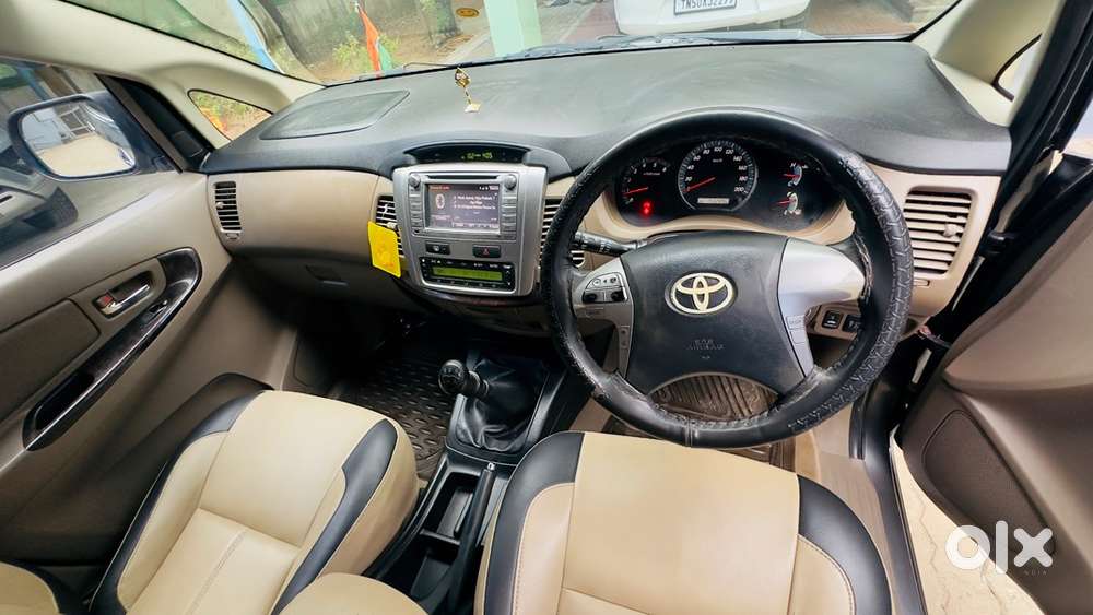 Toyota Innova Diesel 2015