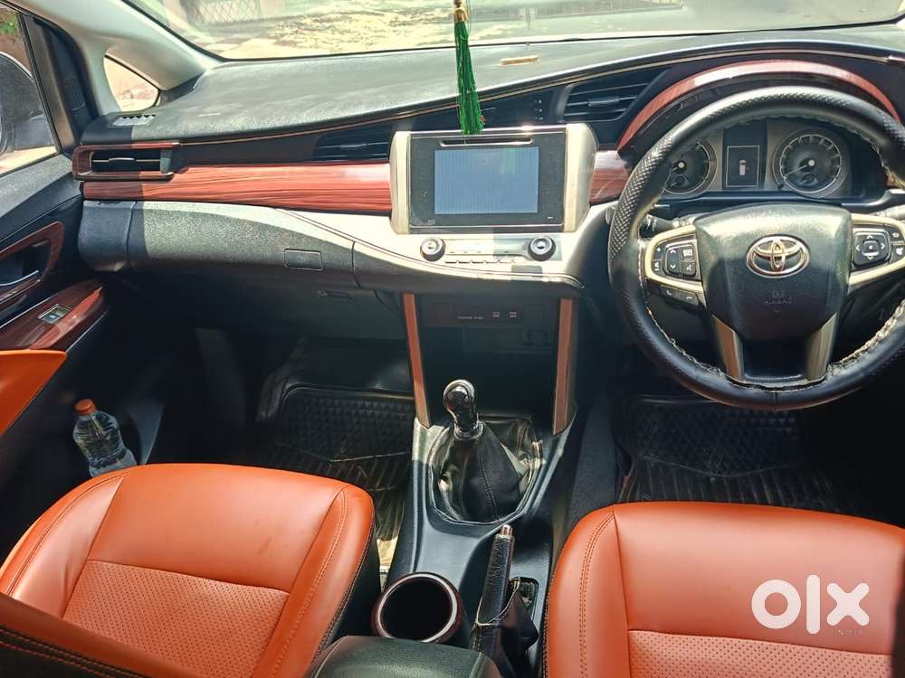 Toyota Innova Crysta 2.4 Vx Mt, 2016, Diesel