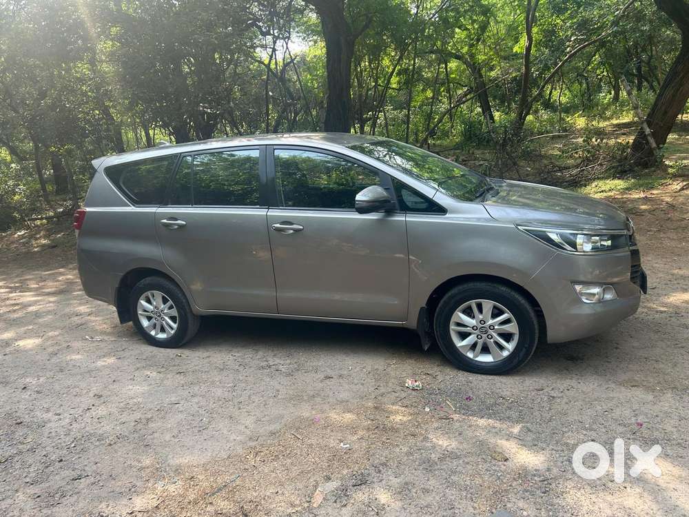 Toyota Innova Crysta 2.4 G Mt 7 Str, 2019, Diesel