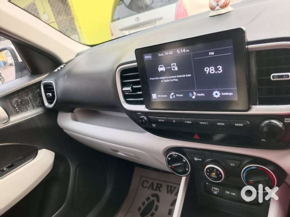 Hyundai Venue S Plus Mt 1.2 Kappa, 2022, Petrol