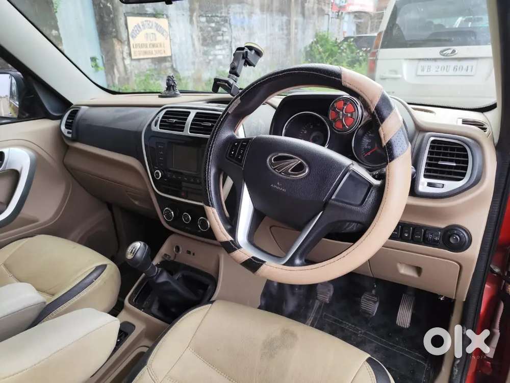 Mahindra Tuv 300 1.5 Amt 2017