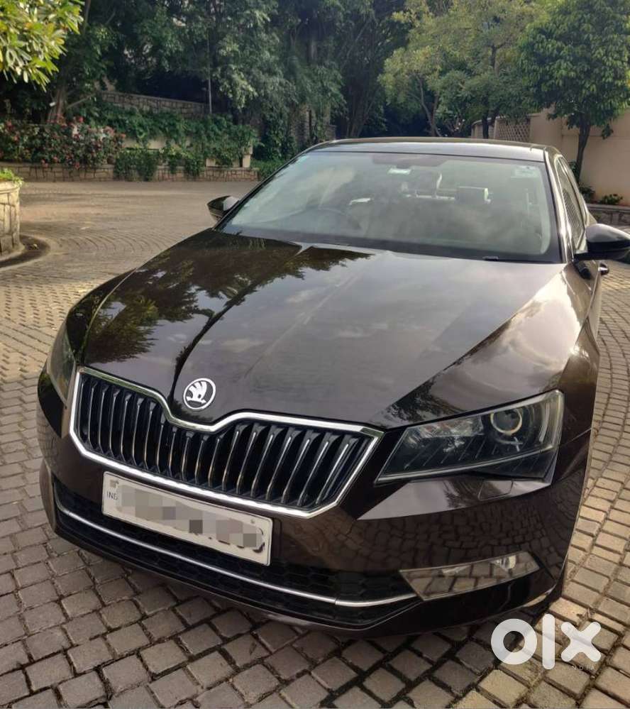 Skoda Superb L&k 2.0 Tdi At, 2017, Petrol