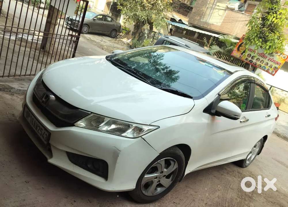 Honda City 2014 With Sunroof Cng & Hybrids 127000 Km Driven