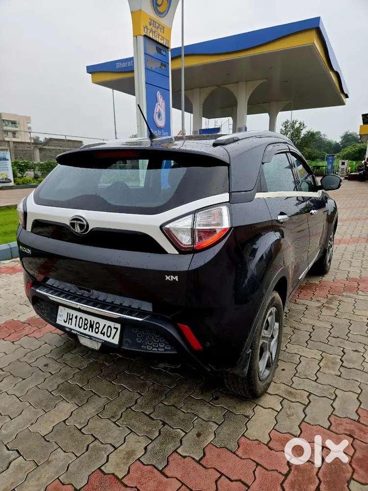 Tata Nexon 2018 Manual Petrol