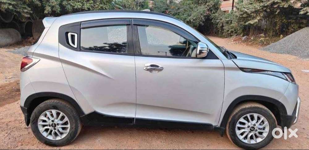 Mahindra Kuv 1005str