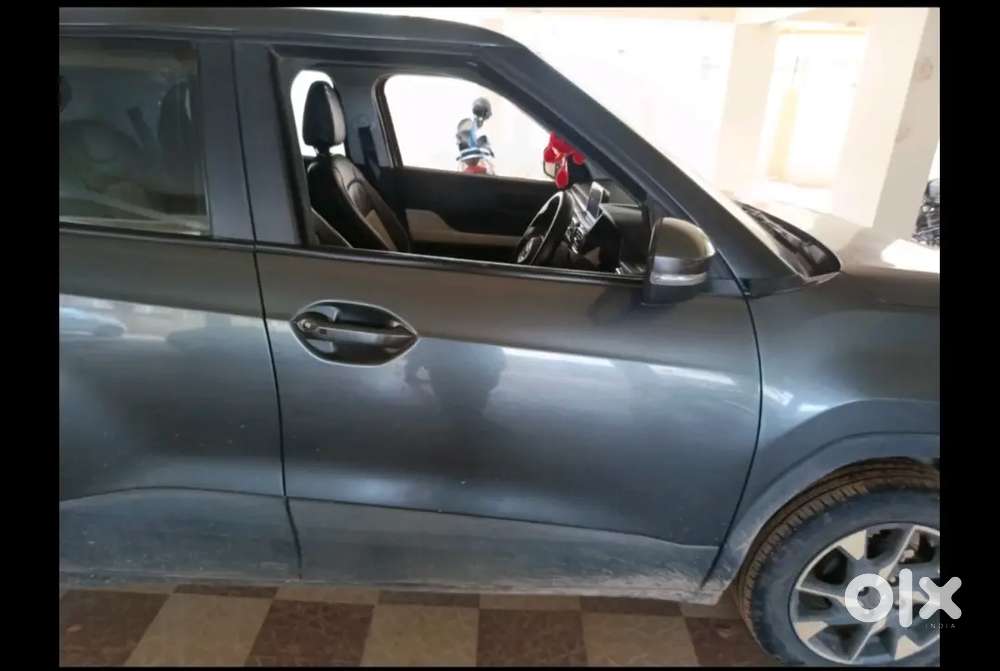 Tata Punch Dazzle 2023 Amt