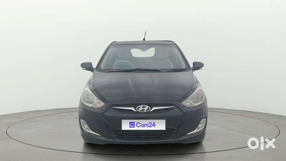 Hyundai Verna Fluidic 1.6 Vtvt Sx, 2014, Petrol