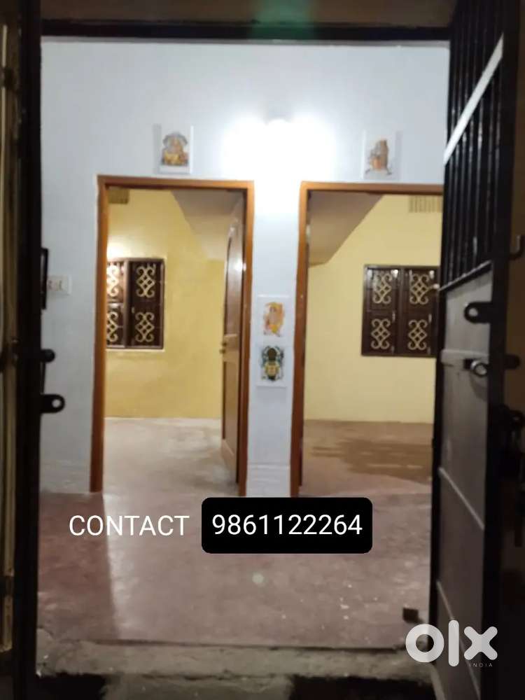 2Bhk House for small family and bachelors For Rent Houses