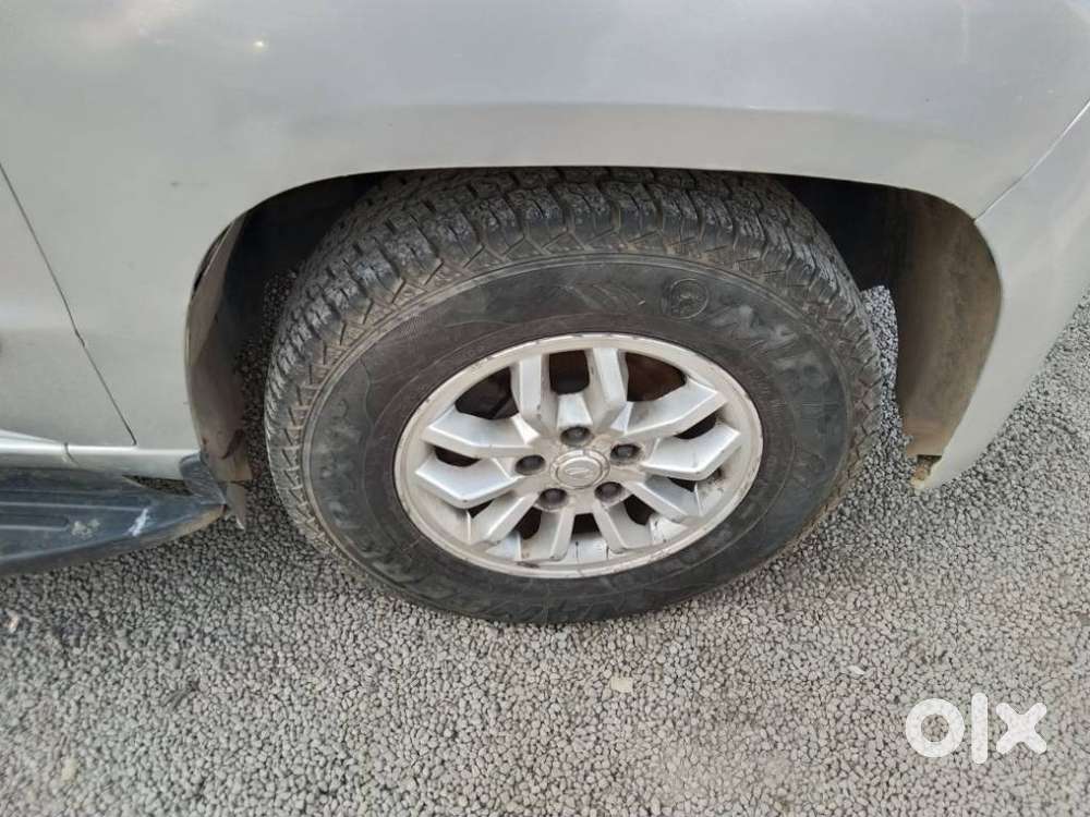 Mahindra Tuv 300 Mhawk100 T8, 2017, Diesel