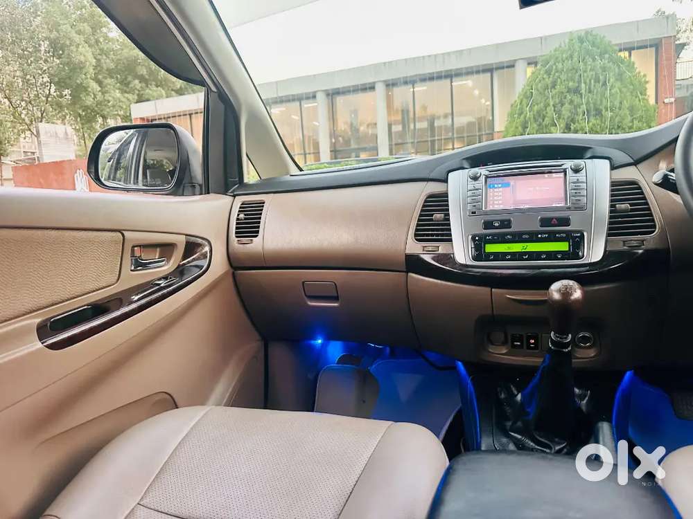 Toyota Innova Diesel 2015