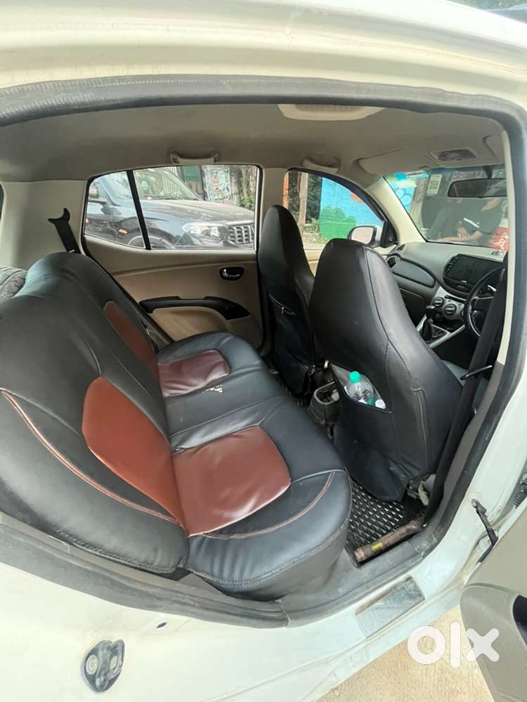 Hyundai I10 Sportz 2015 Km Driven