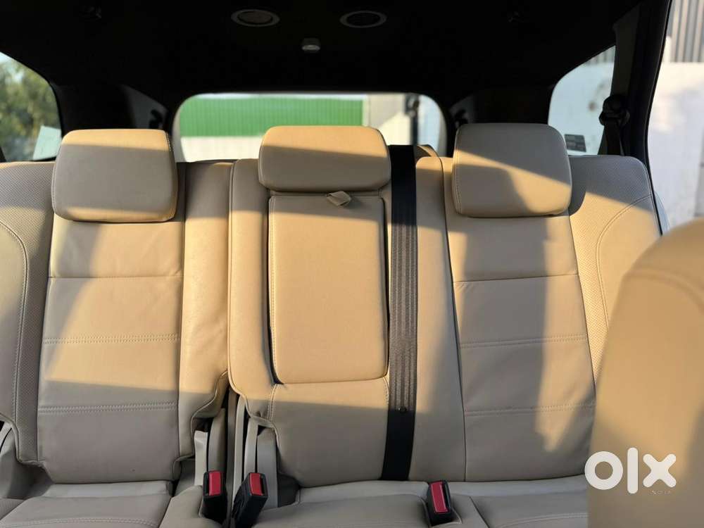 Ford Endeavour 2.2 Titanium At 4x2 Sunroof, 2020, Diesel
