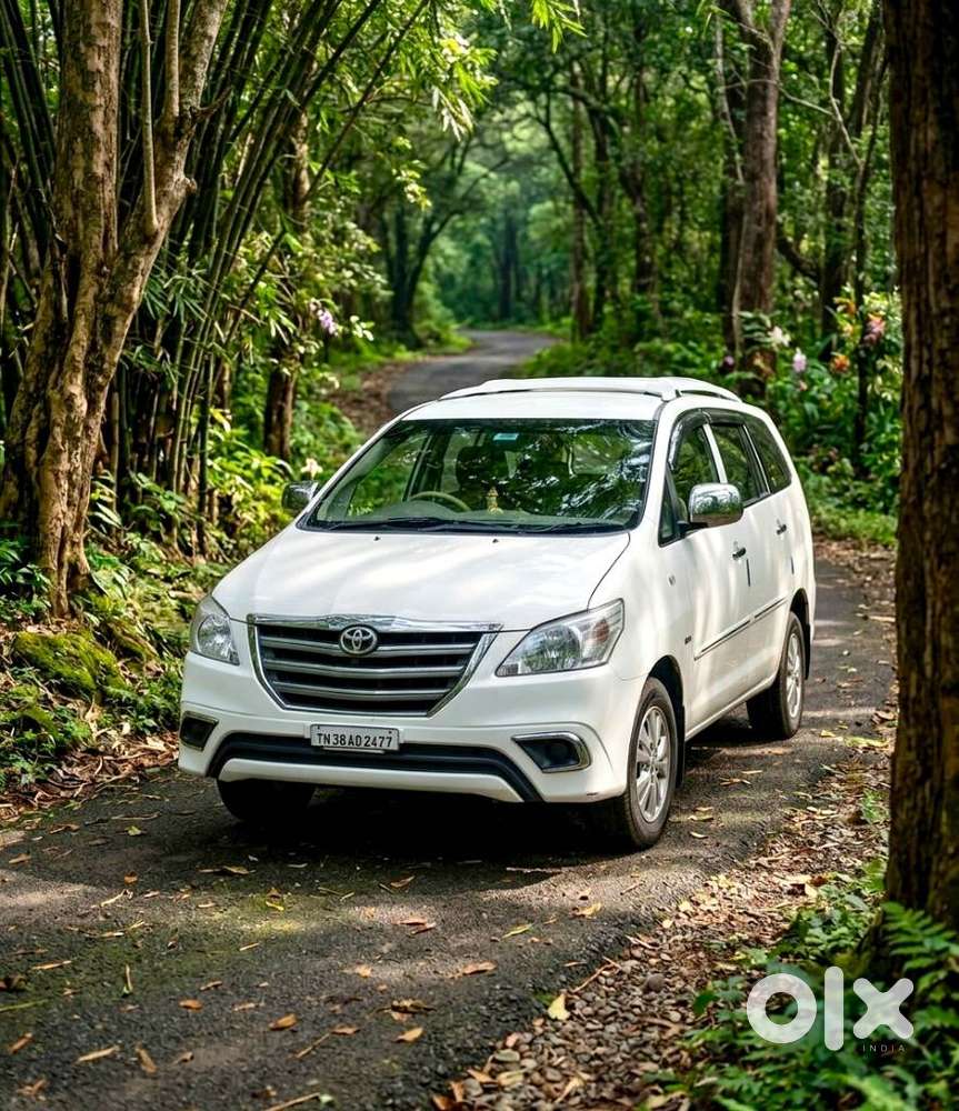Toyota Innova 2.5 G (diesel) 8 Seater, 2005, Diesel