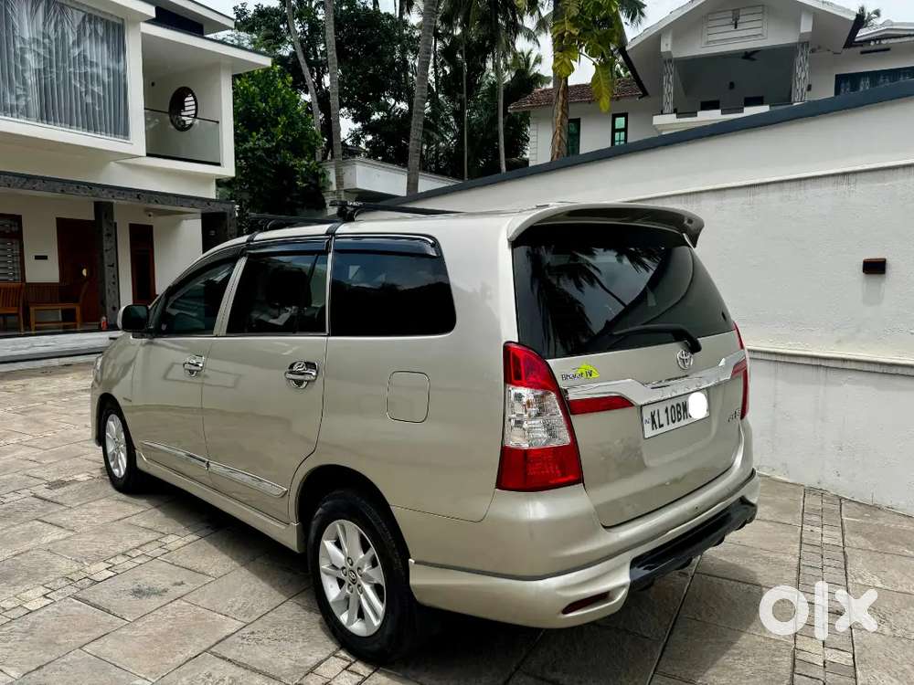 Toyota Innova Diesel 2015 2.5g E4 Bs4 8s