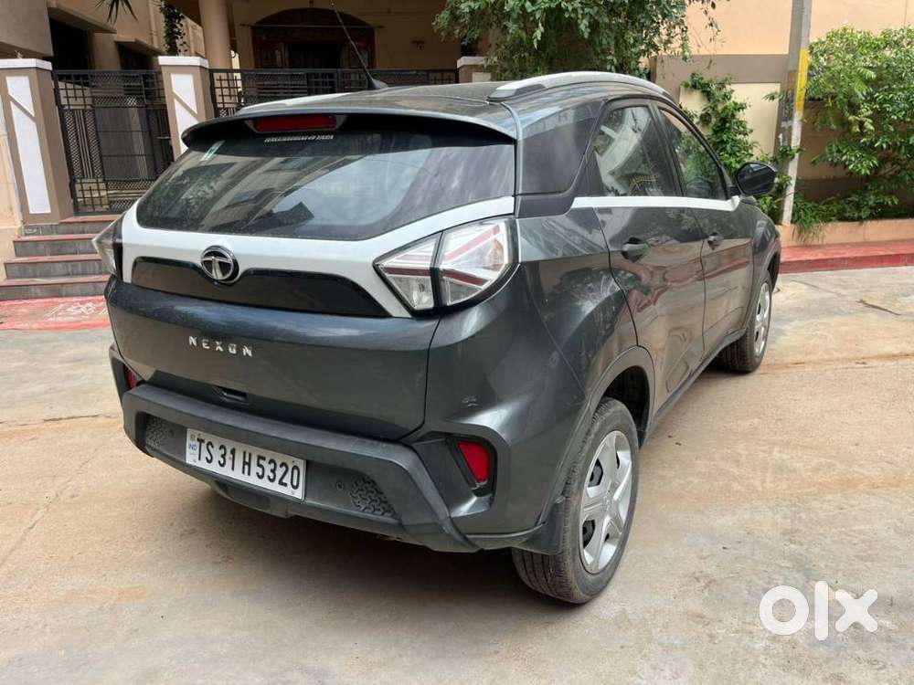 Tata Nexon 1.5 Revotorq Xm Plus (s), 2022, Petrol