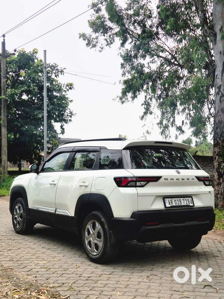 Maruti Suzuki Brezza 1.5 Vxi Smart Hybrid, 2024, Petrol