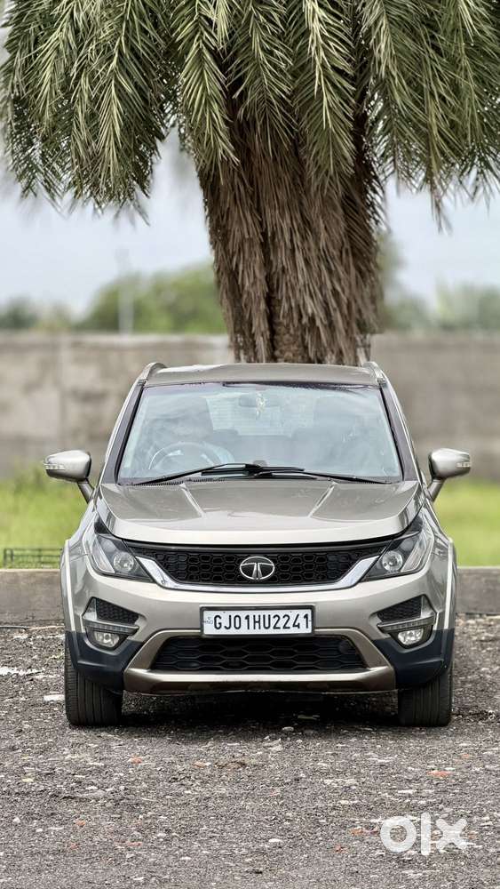 Tata Hexa 2.2 Xt 4x2 7 Str Dual Tone, 2017, Diesel