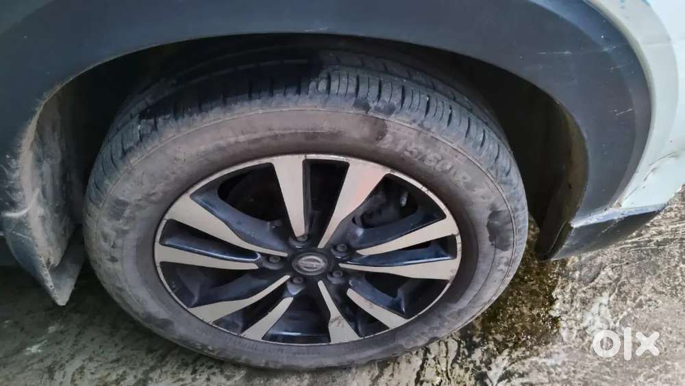 Nissan Kicks Petrol 2022