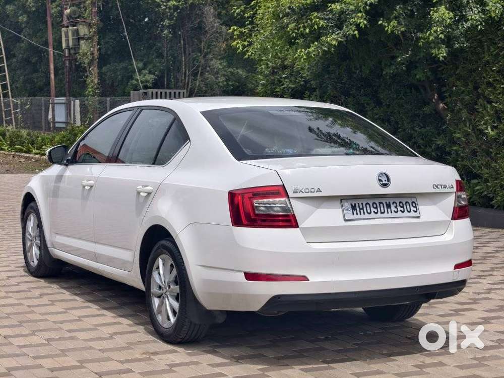 Skoda Octavia Elegance 2.0 Tdi At, 2015, Diesel