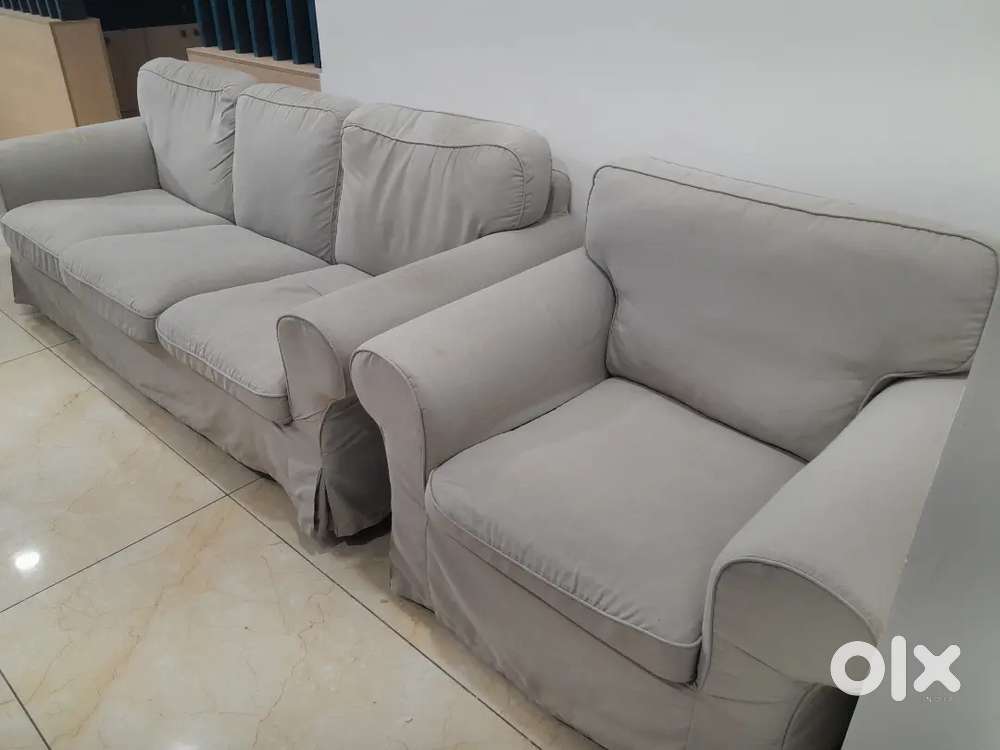 IKEA 3 SEATER 1,SINGLE SEATER 2,IN GOOD CONDITION FOR SALE
