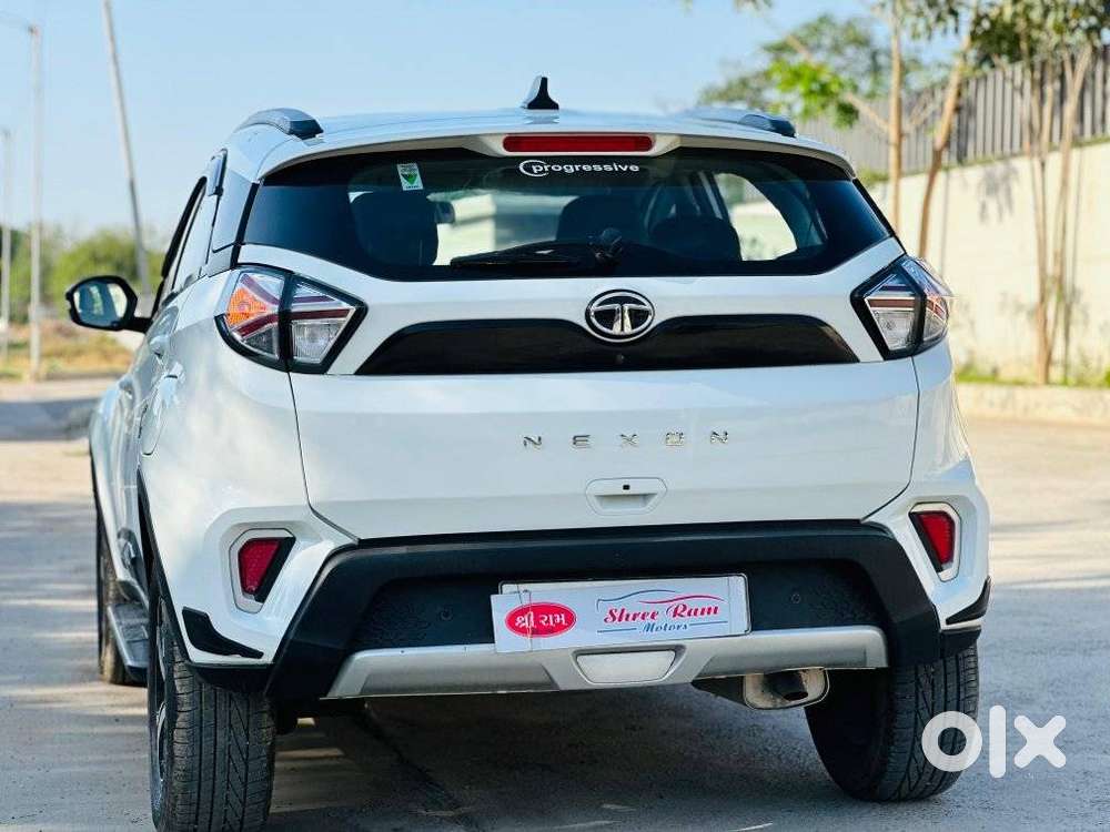 Tata Nexon 1.2 Revotron Xza Plus, 2022, Petrol