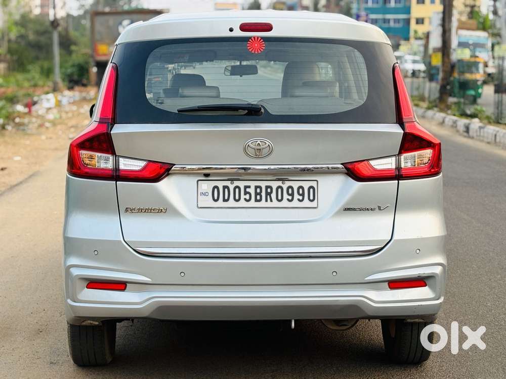 Toyota Rumion V At, 2023, Petrol