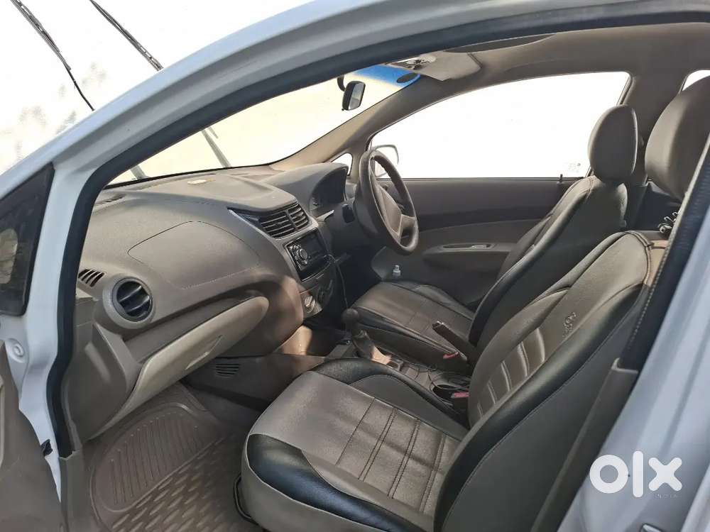 Chevrolet Sail U-va 2013 Petrol