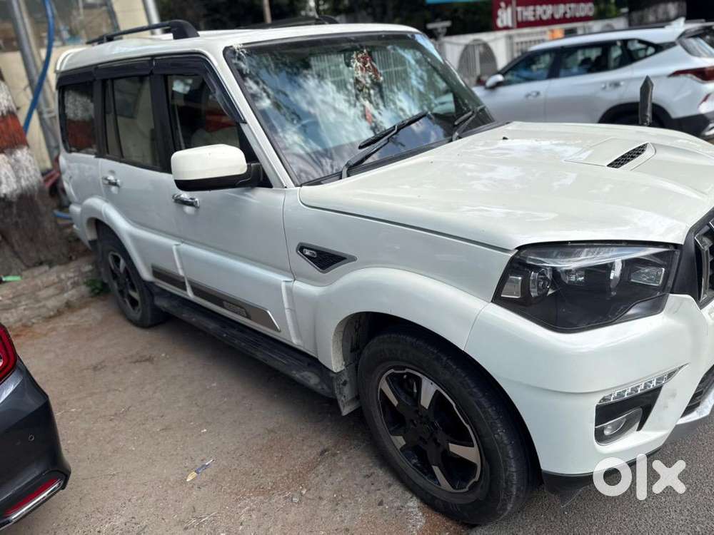 Mahindra Diesel Manual 2023 Car