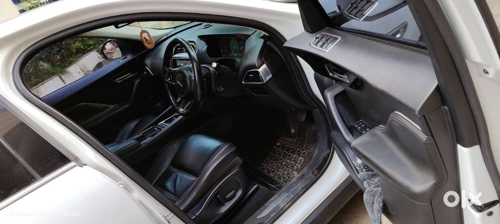 Jaguar F-pace 2.0 R Dynamic S Diesel, 2018, Diesel