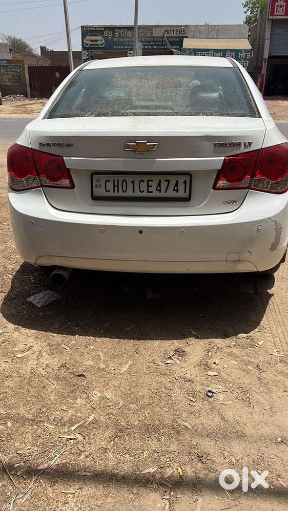 Chevrolet Cruze 2011 Diesel 135000 Km Driven