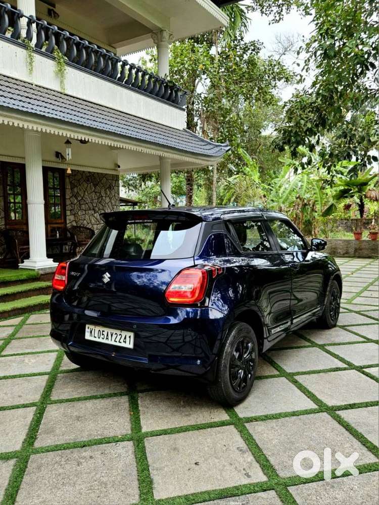 Maruti Suzuki Swift Vxi Optional, 2022, Petrol