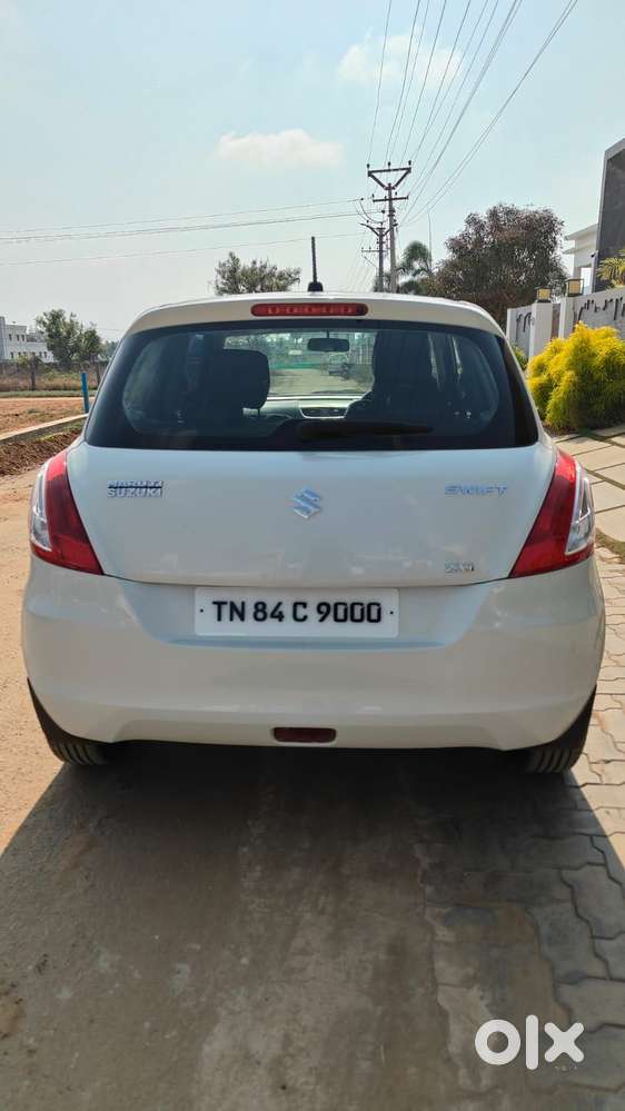 Maruti Suzuki Swift Vvt Zxi, 2017, Petrol