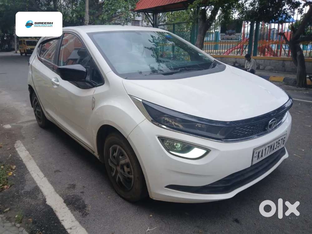 Tata Altroz Xe Petrol, 2020, Petrol