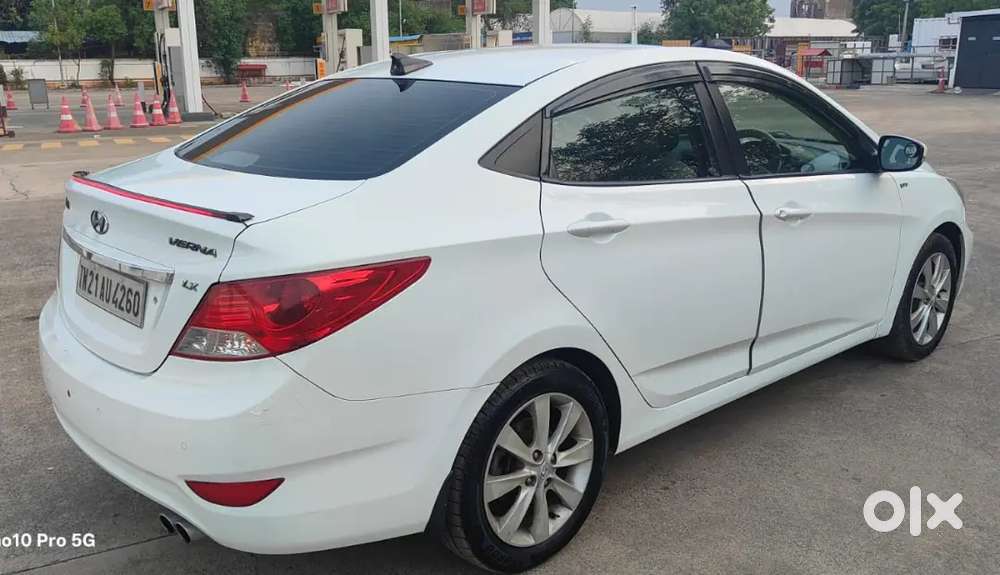 Hyundai Verna 2013 Petrol 120000 Km Driven