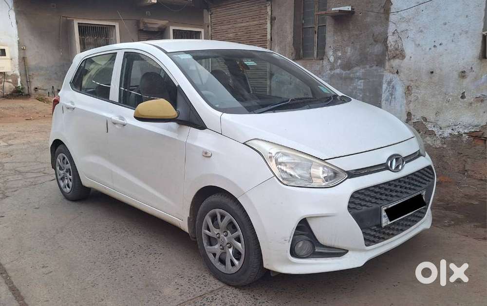 Hyundai Grand I10 2016-2017 Magna Cng, 2017, Cng & Hybrids